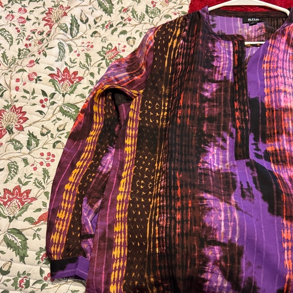 Ada Multicolor Patterned Top - Picture 2 of 4